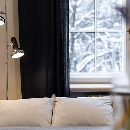 Smart Park View Studio In Heart Of Riga 5 Min To Old Town Luaran gambar