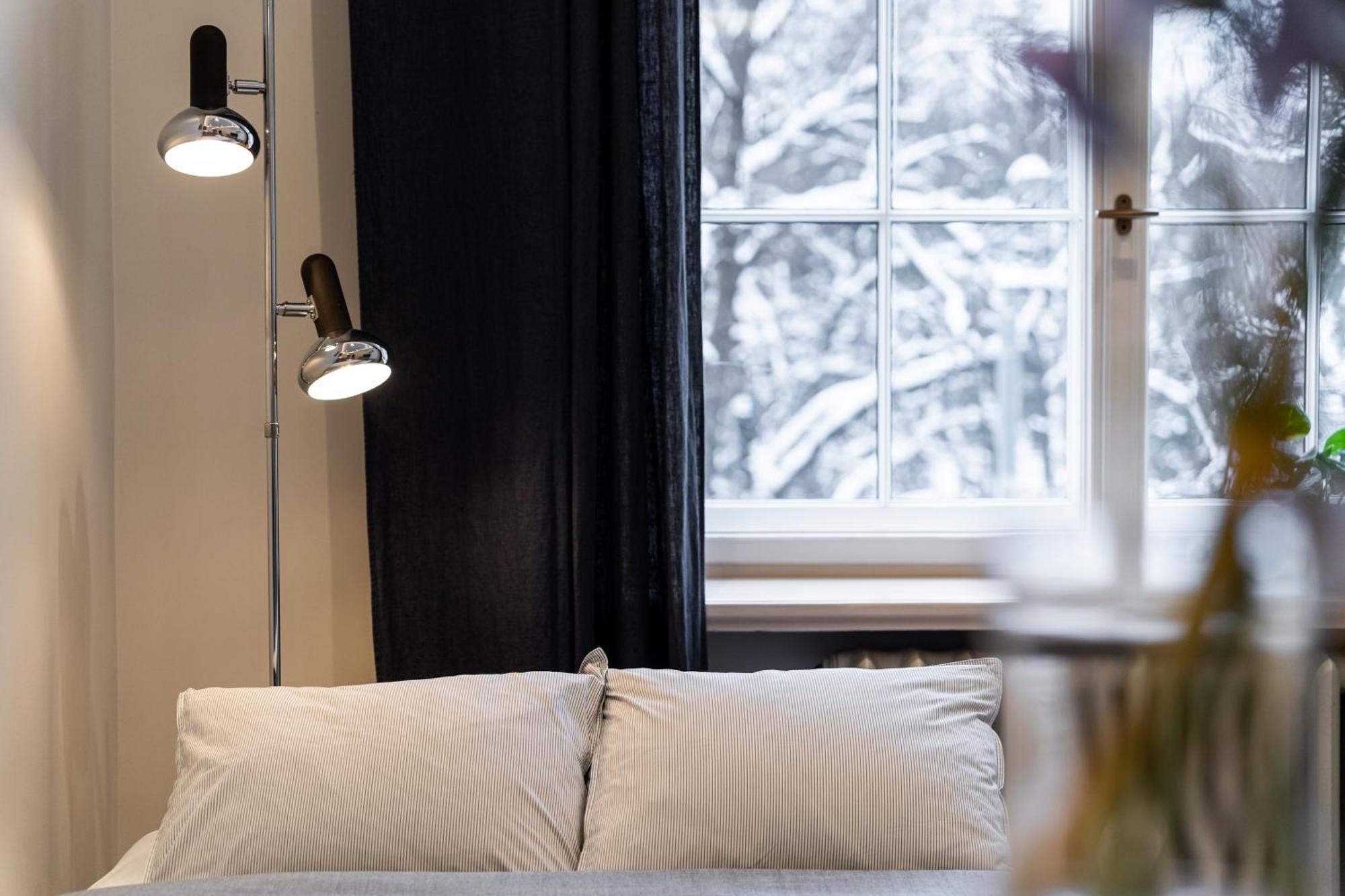 Smart Park View Studio In Heart Of Riga 5 Min To Old Town Luaran gambar